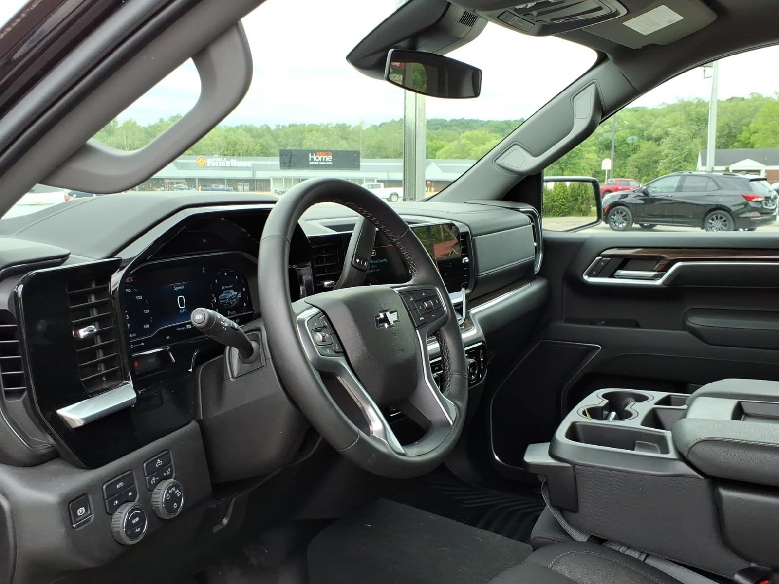 2025 Chevrolet Silverado 1500 LT (2FL)