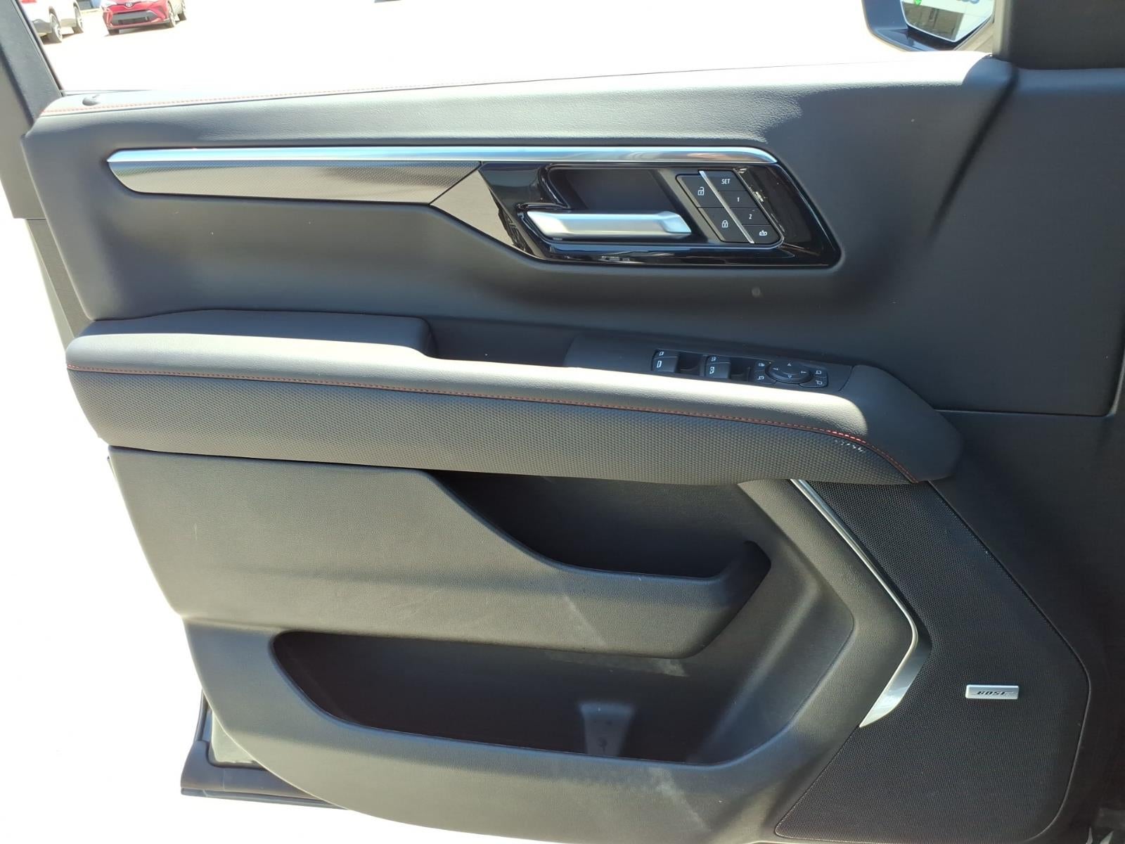 2025 Chevrolet Tahoe RST