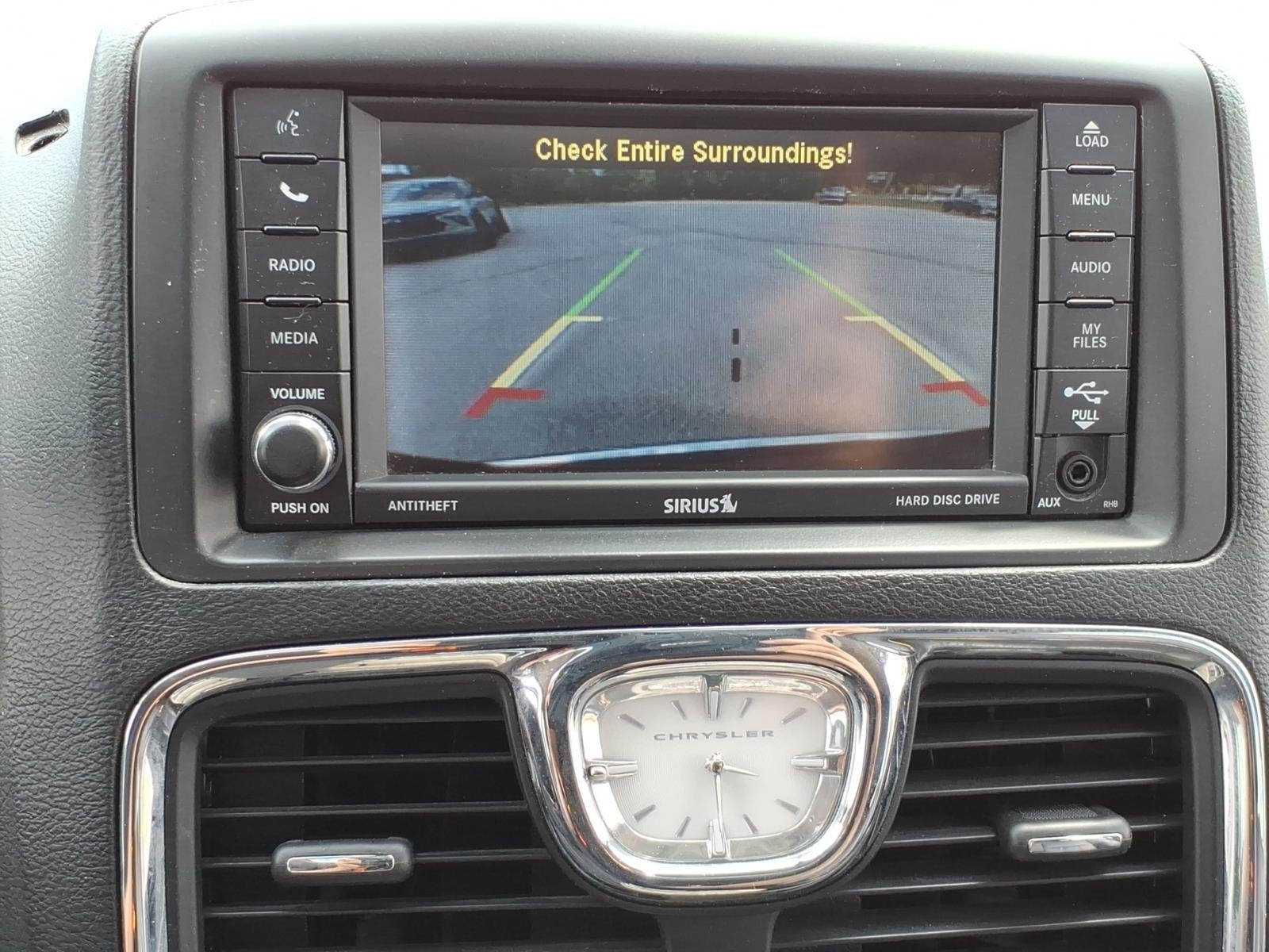 2016 Chrysler Town & Country Touring-L Anniversary Edition