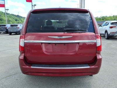 2016 Chrysler Town & Country Touring-L Anniversary Edition