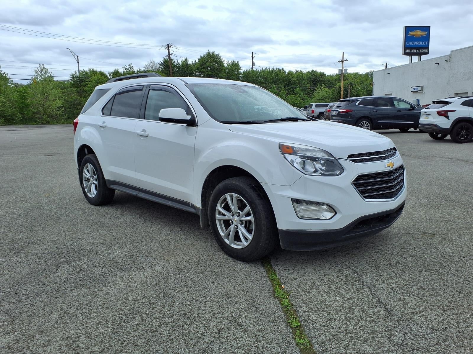 2017 Chevrolet Equinox AWD LT's photo