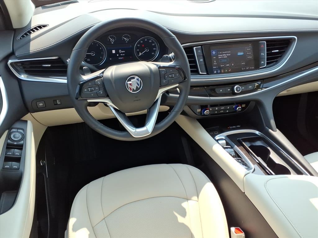 2022 Buick Enclave Essence