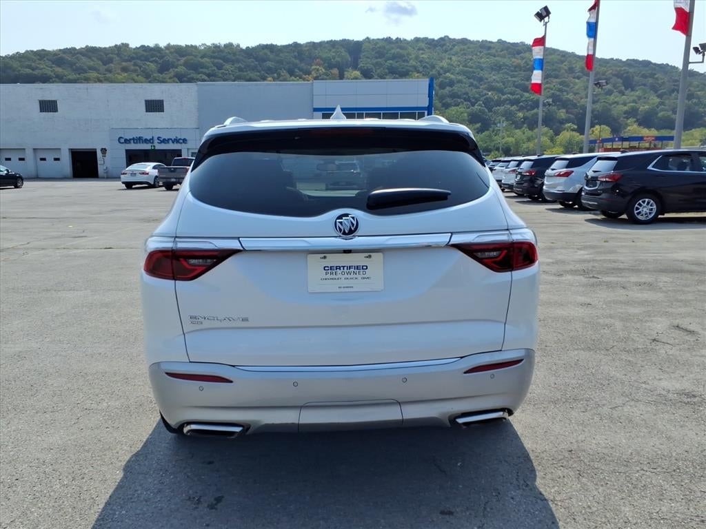 2022 Buick Enclave Essence